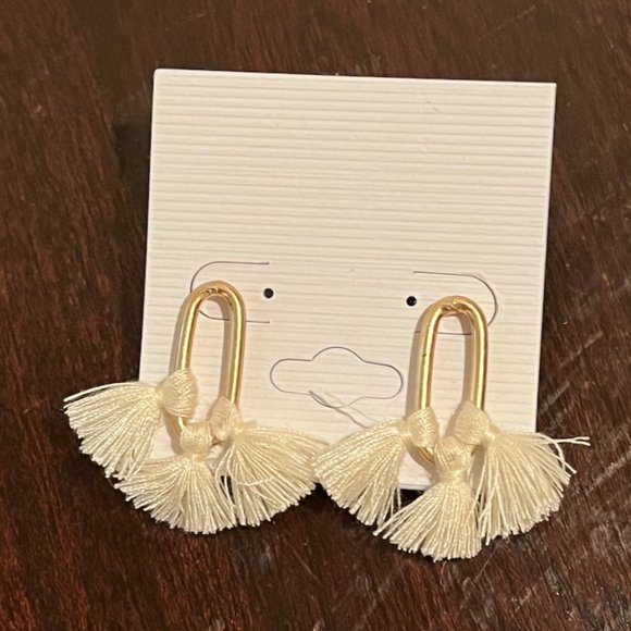 Black Diamond Accessories Jewelry - NWT earrings, gold tone and 3 small off-white tassels, Black Diamond Accessories